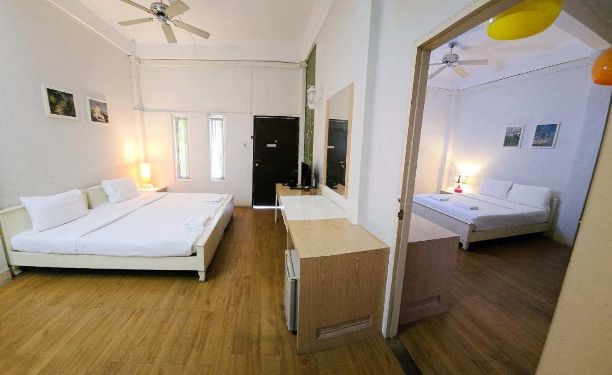 Rajata Hotel Bangkok Buitenkant foto